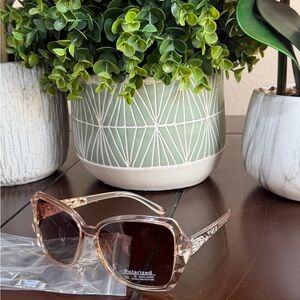 Oversized Woman’s sunglasses ‘Rosegold’ NWT